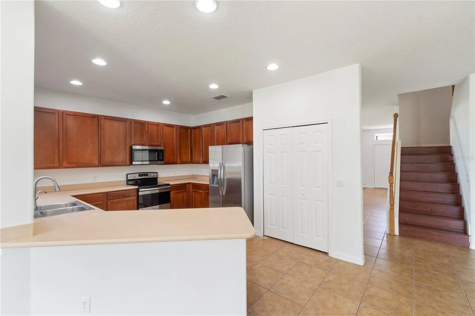 10142 SEROTINA CT
