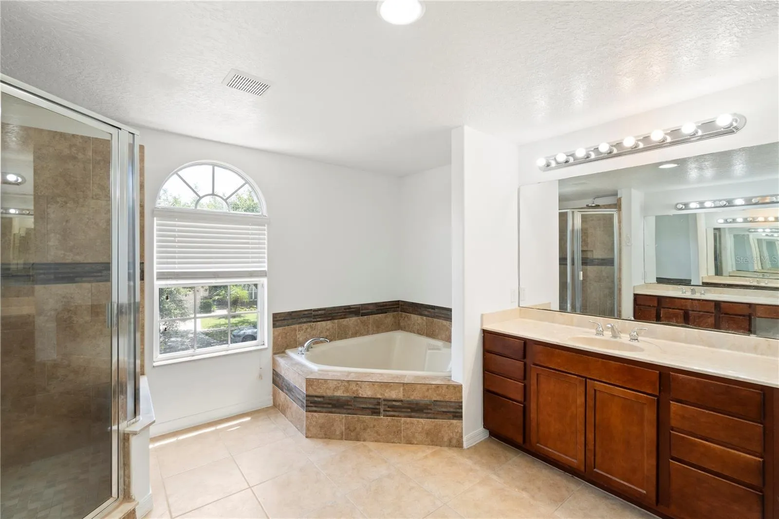10142 SEROTINA CT