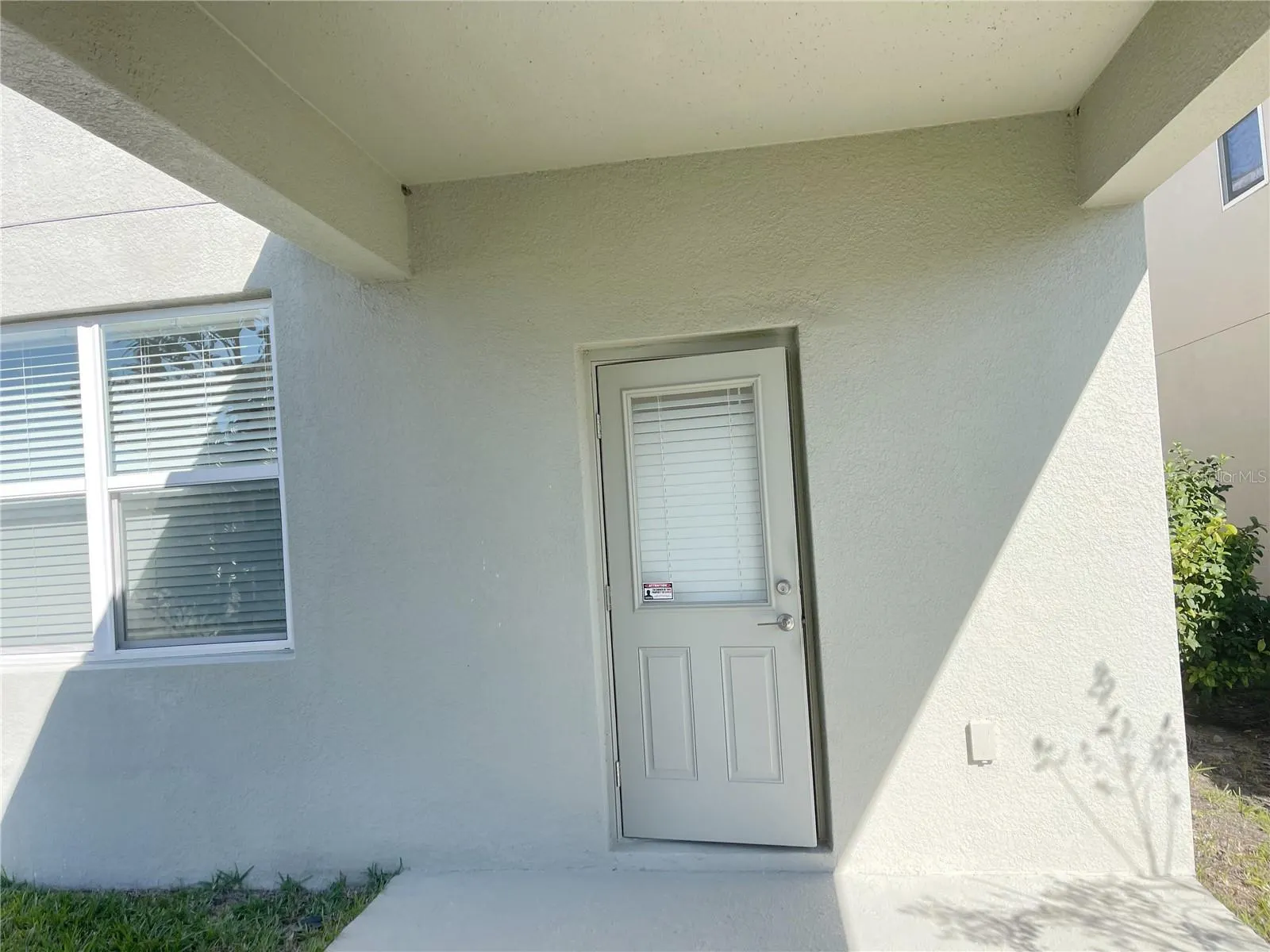 11070 LONGLEAF WOODS DR
