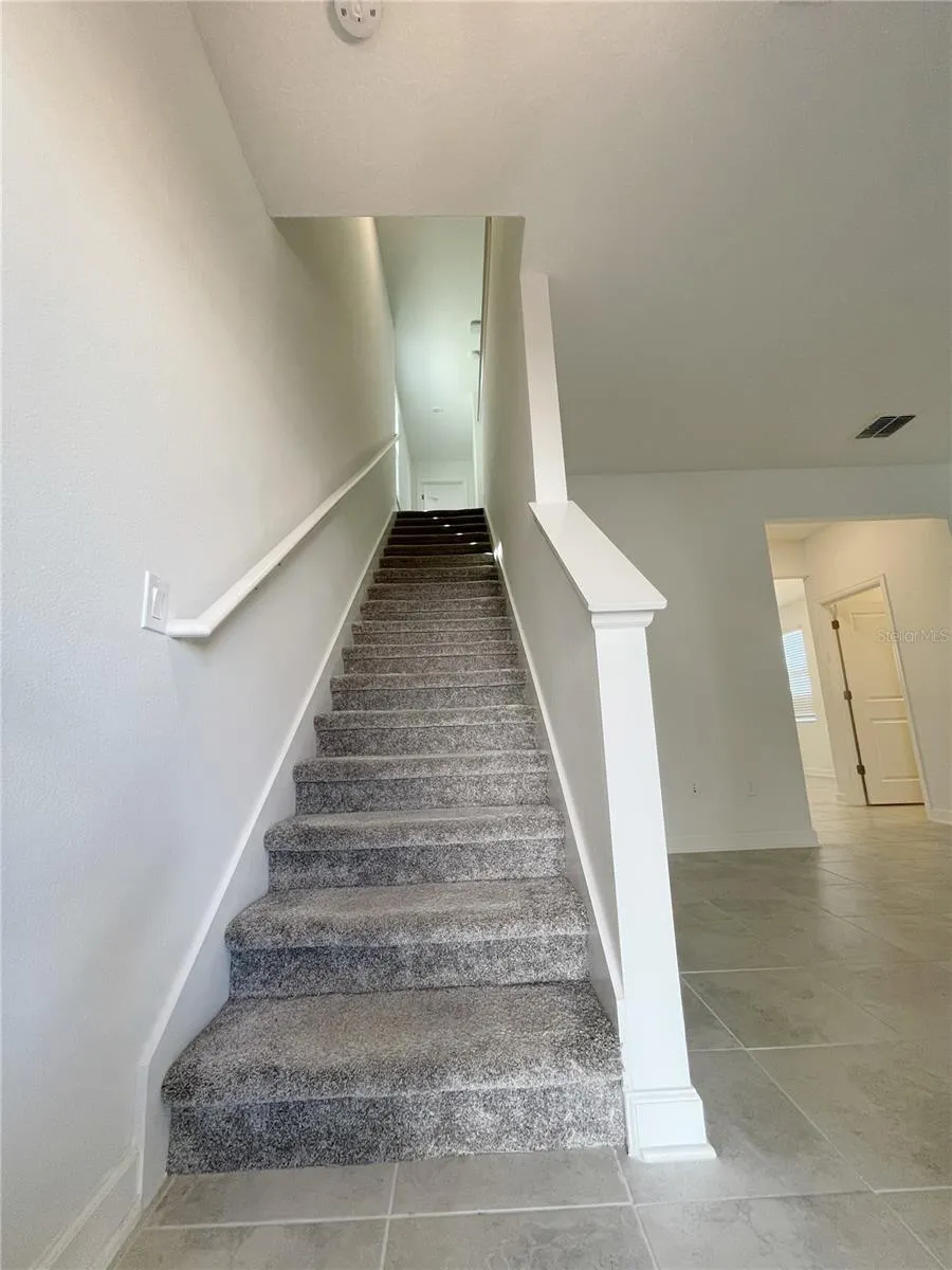 11070 LONGLEAF WOODS DR