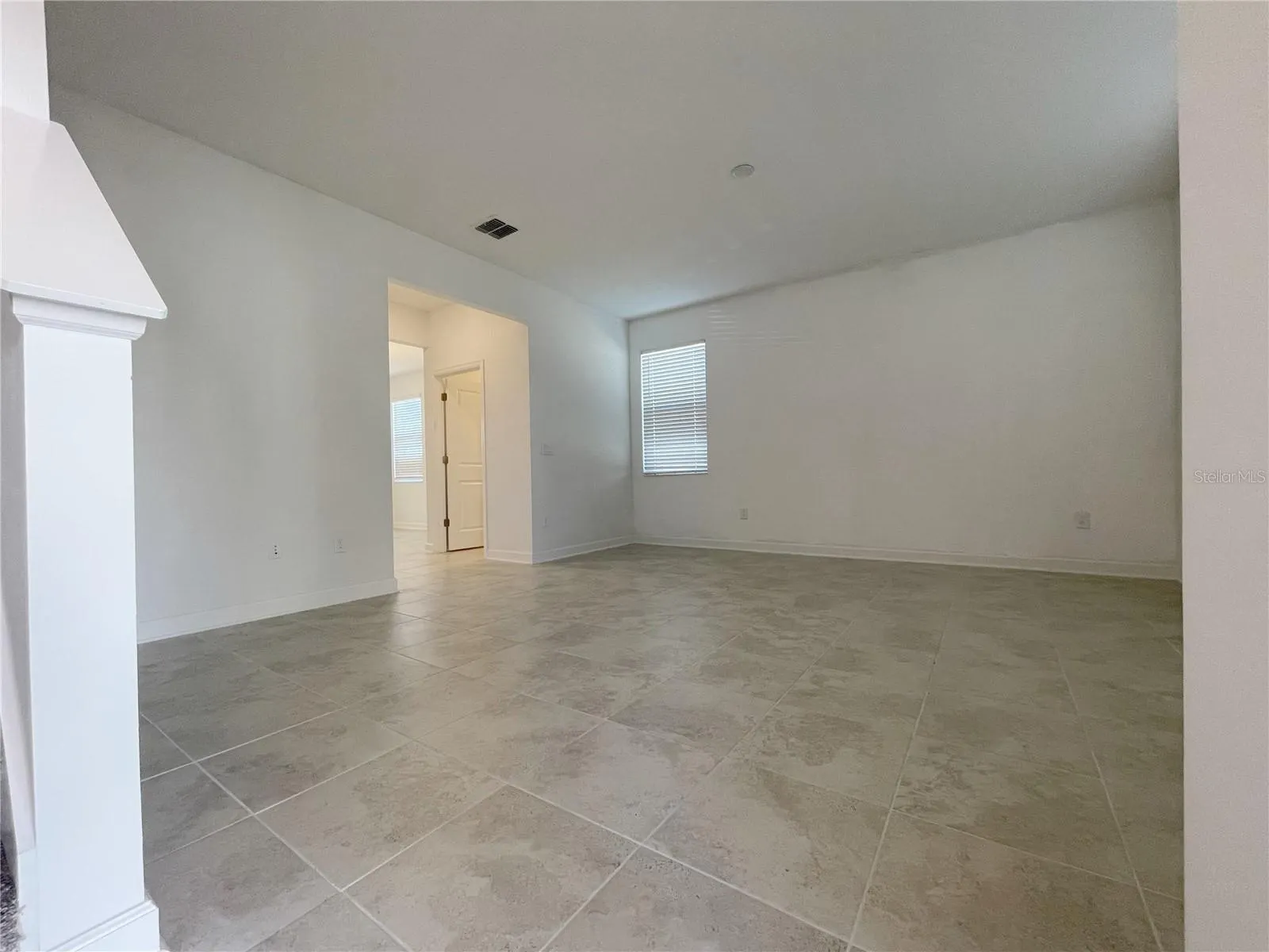 11070 LONGLEAF WOODS DR