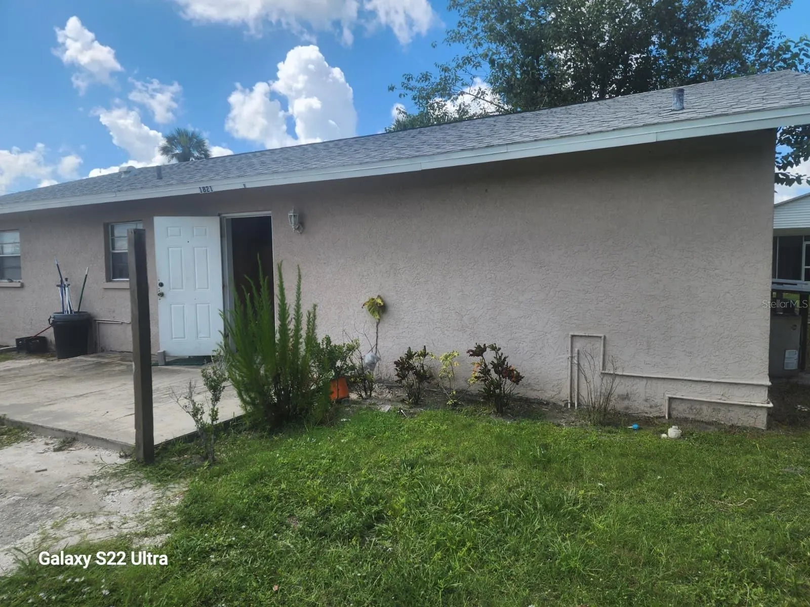1817 LOS PINOS DR