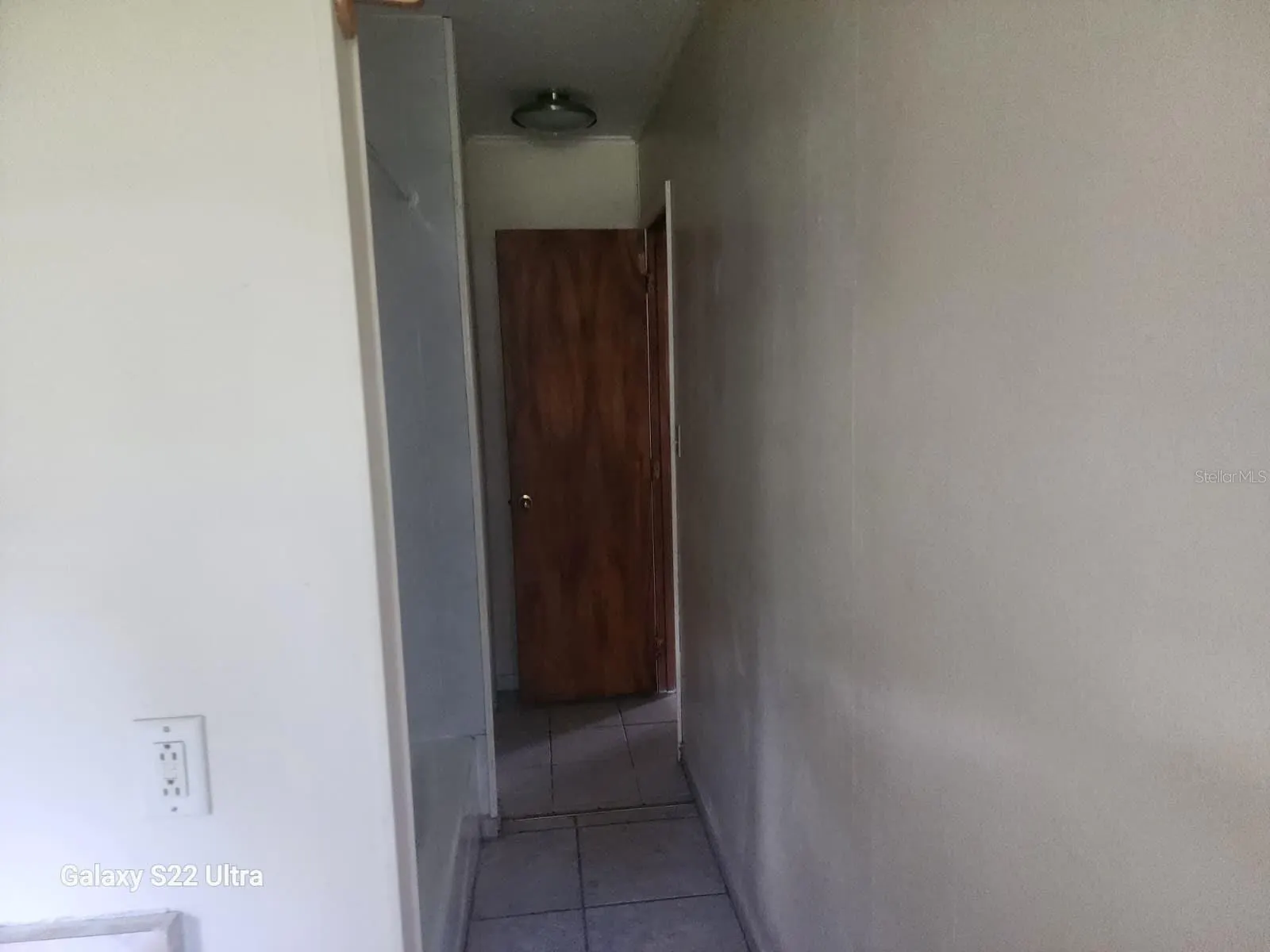 1817 LOS PINOS DR