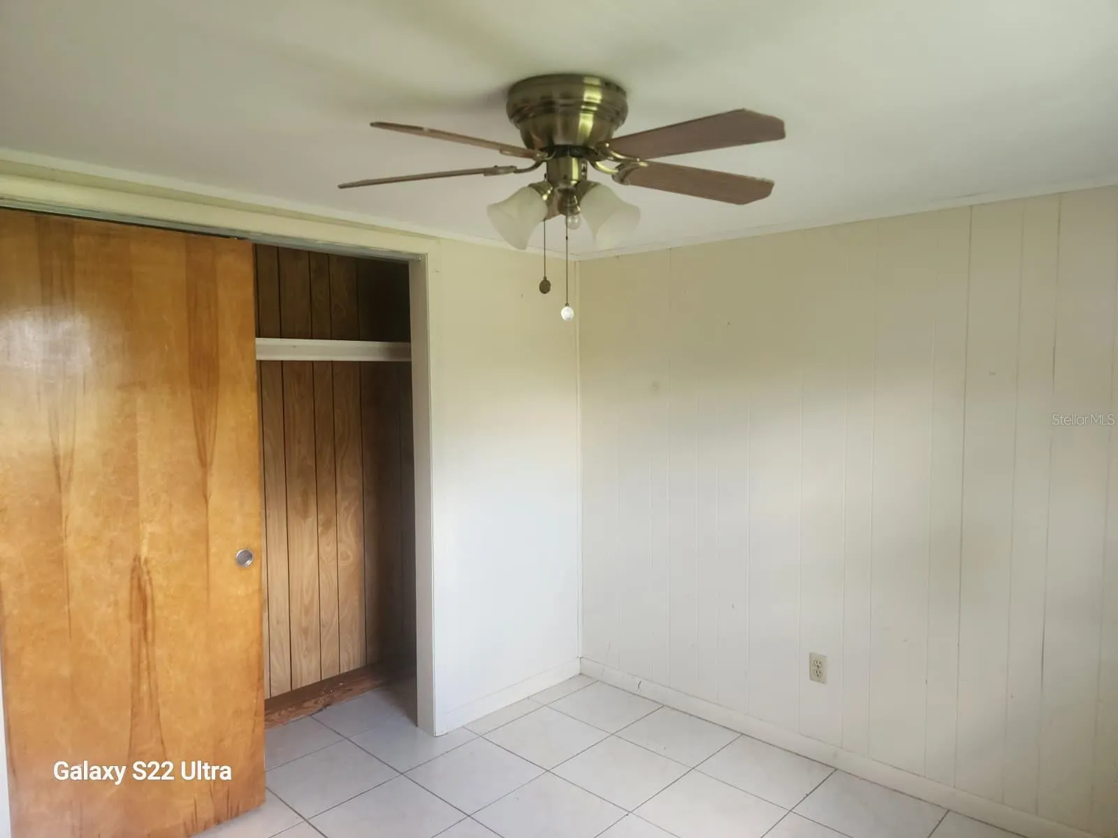 1821 LOS PINOS DR