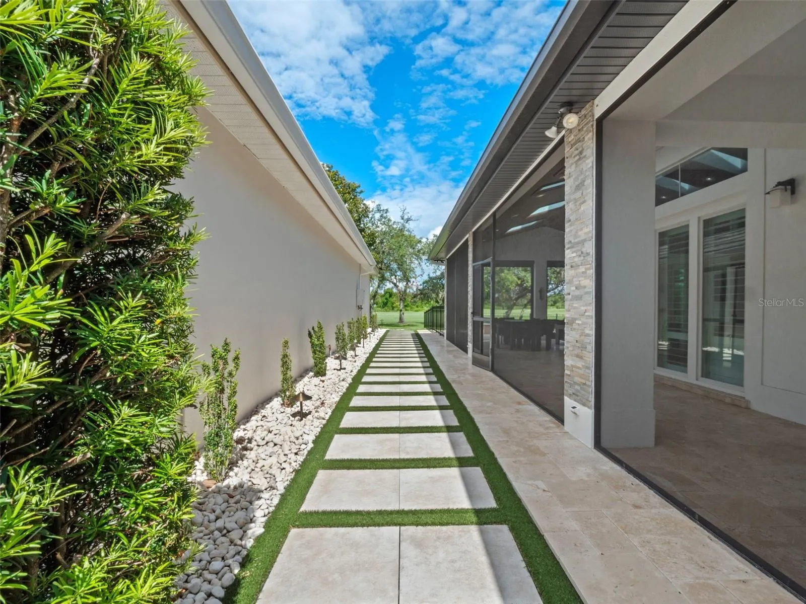10238 CHILTERN GARDEN DR