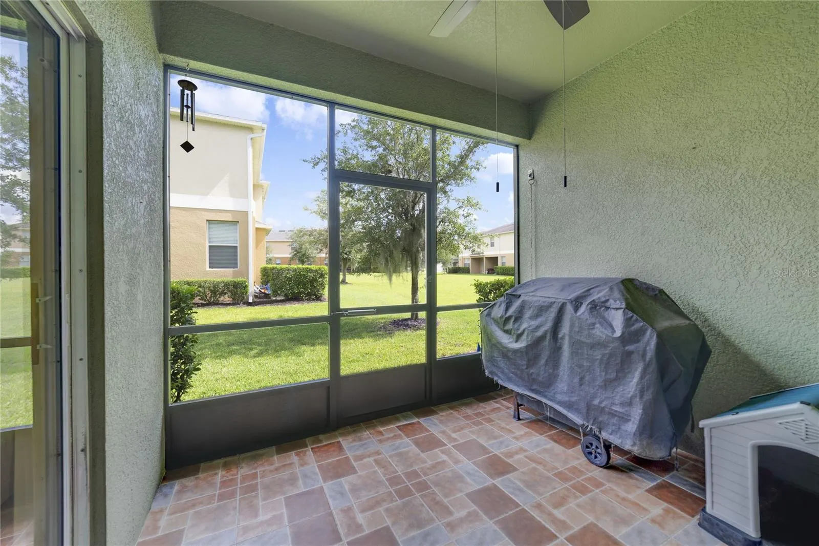 3349 RODRICK CIR