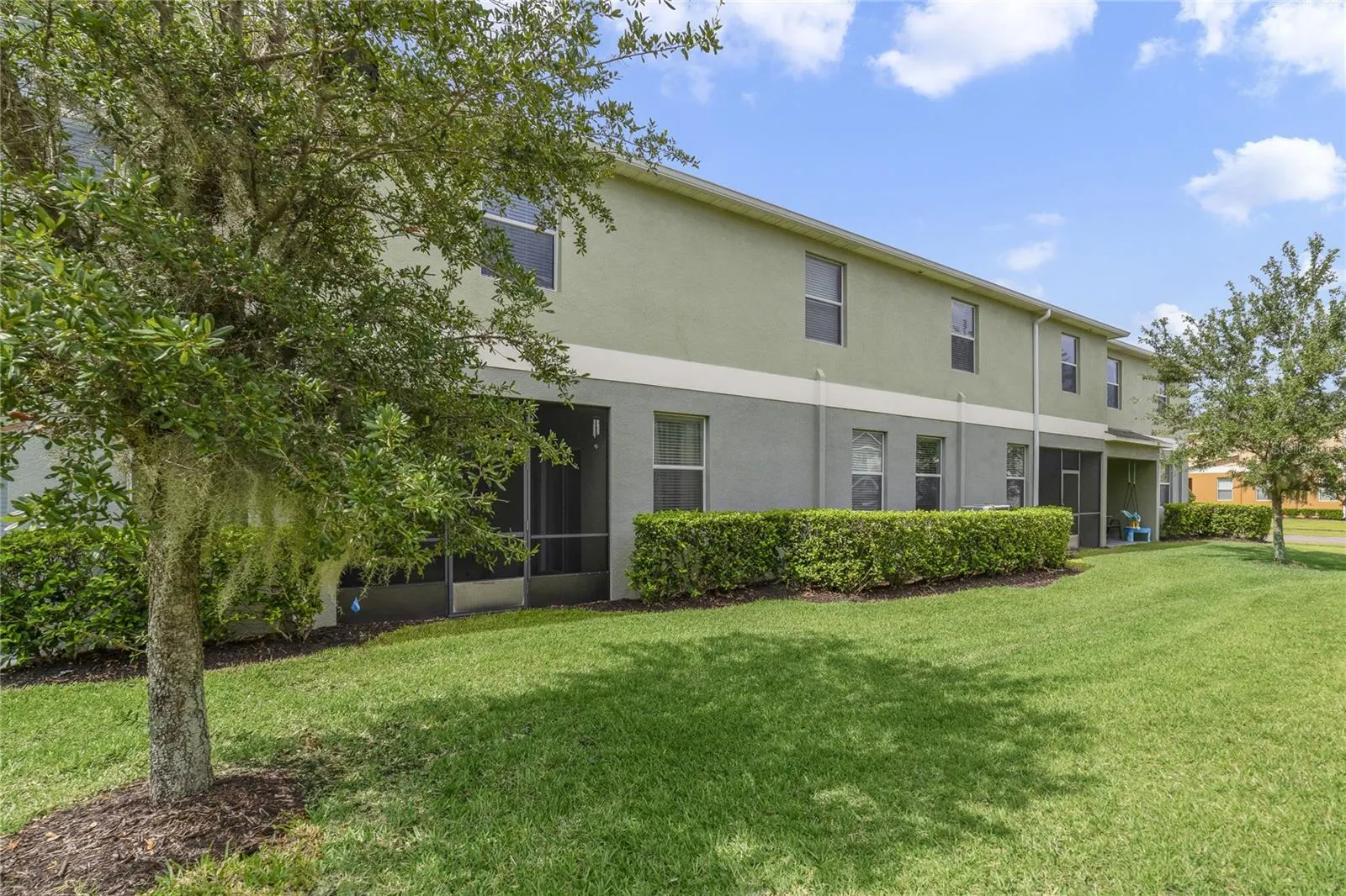 3349 RODRICK CIR