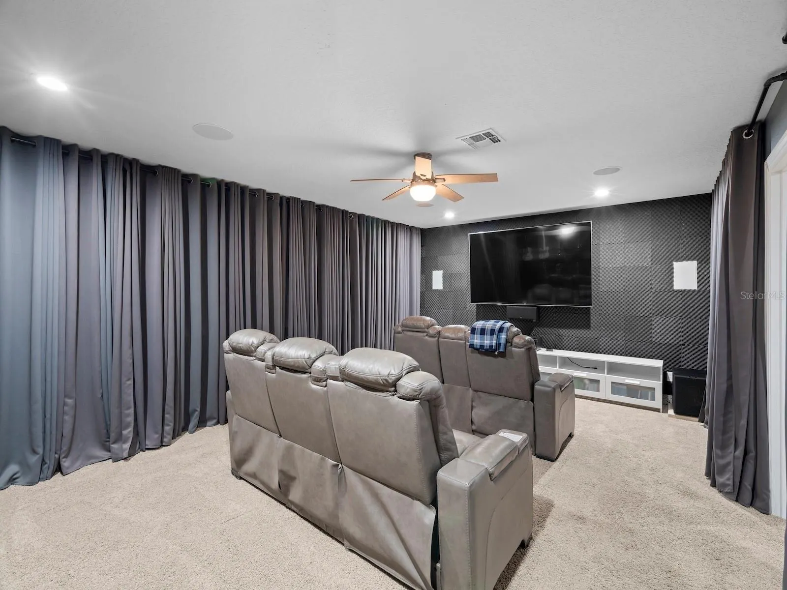 2618 MEAD AVE