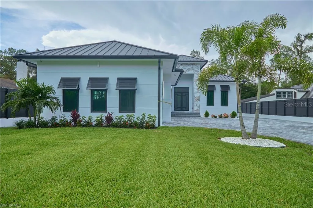 5847 ENGLISH OAKS LN