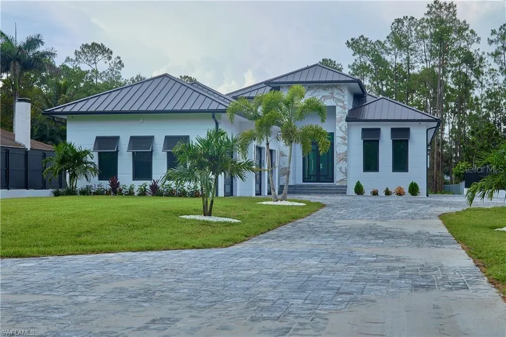 5847 ENGLISH OAKS LN