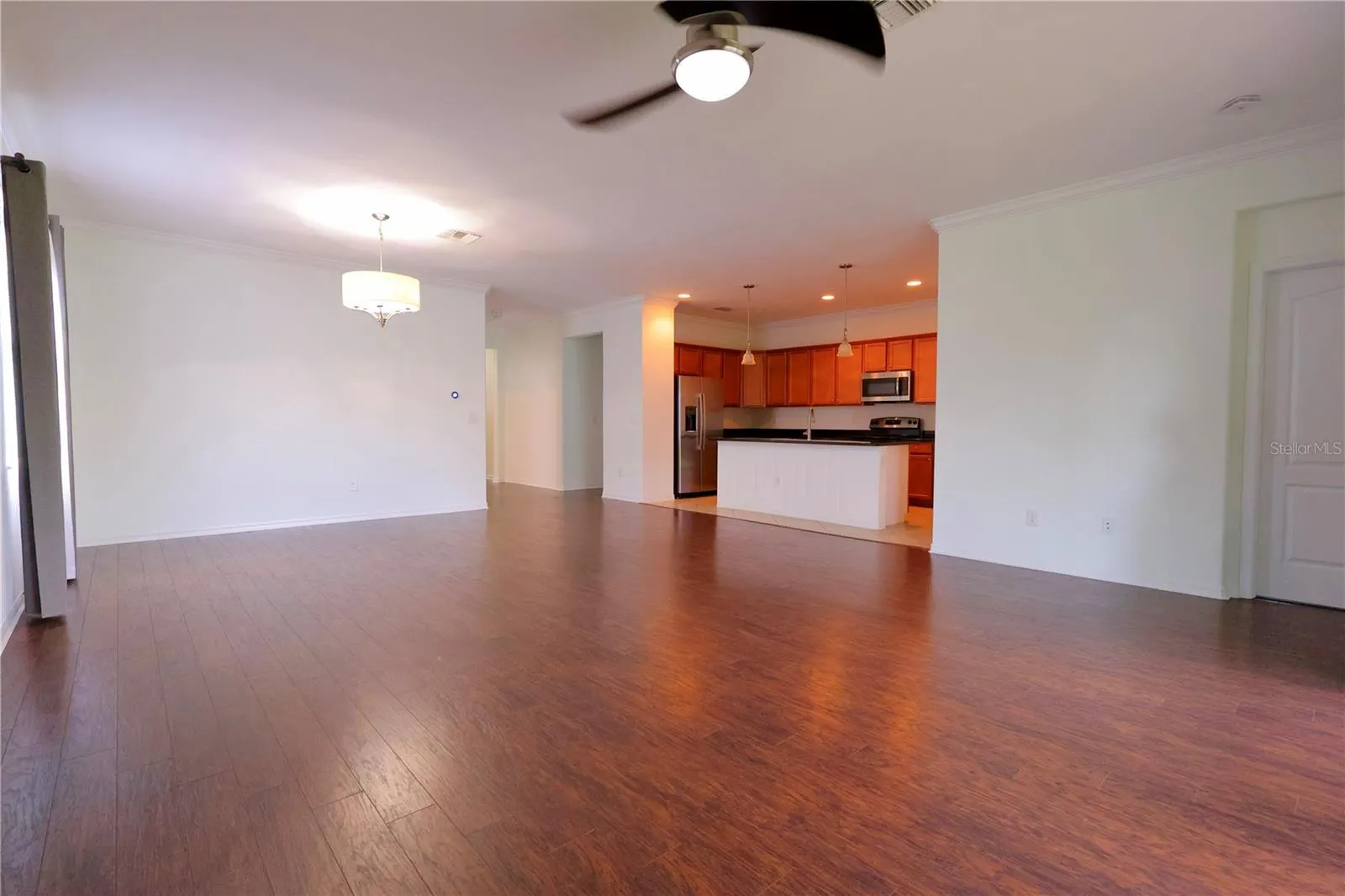 2338 HEYDON CIR E