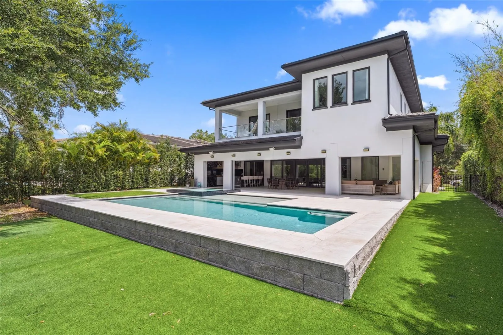 10244 KENSINGTON SHORE DR
