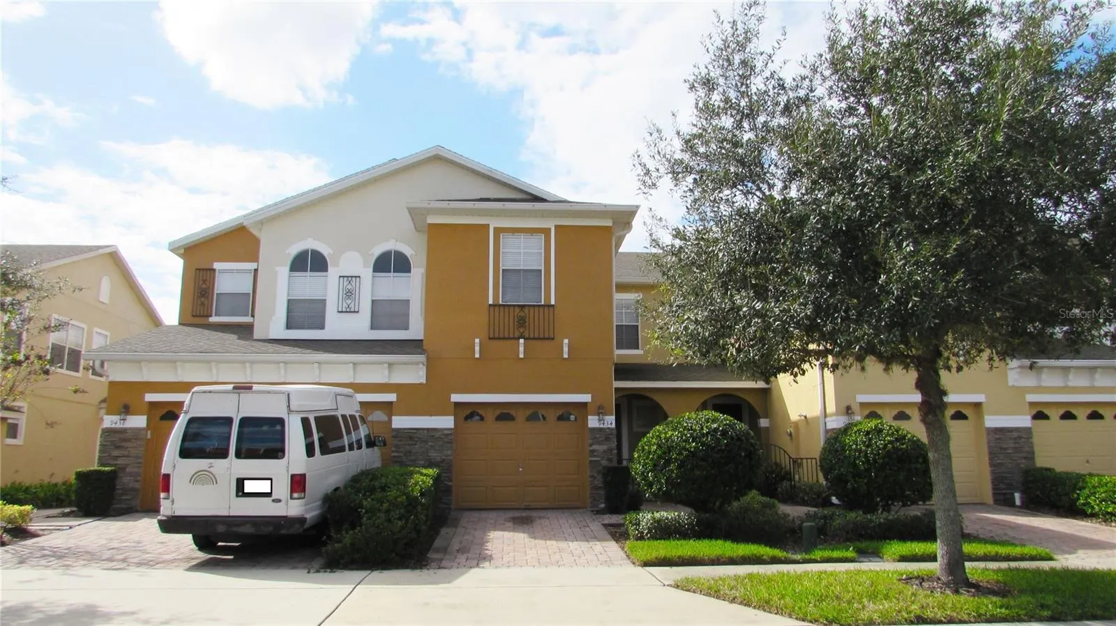 9434 SILVER BUTTONWOOD ST