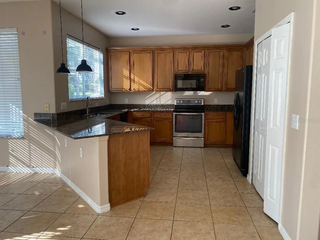 11080 TAEDA DR