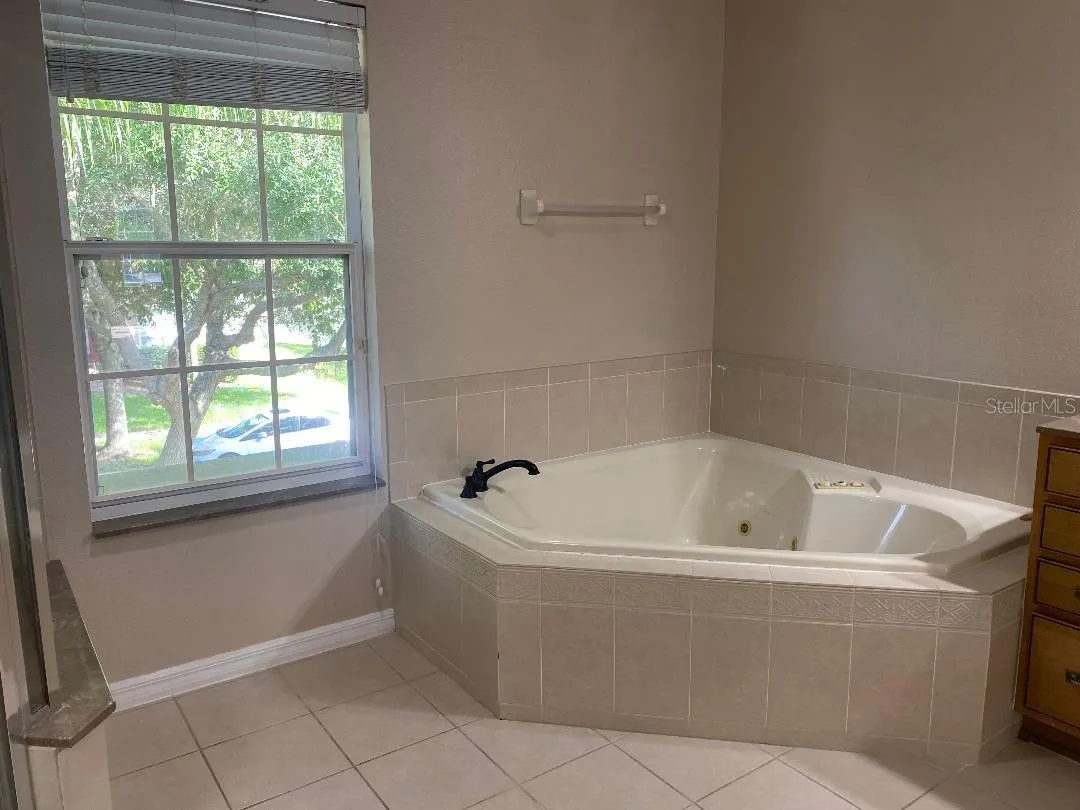11080 TAEDA DR