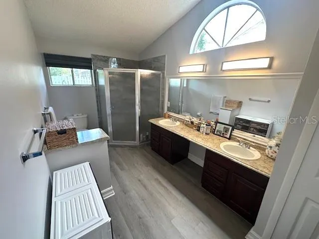 2784 FALLING TREE CIR