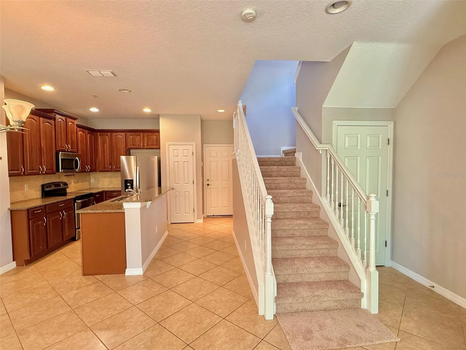 9244 SWEET MAPLE AVE