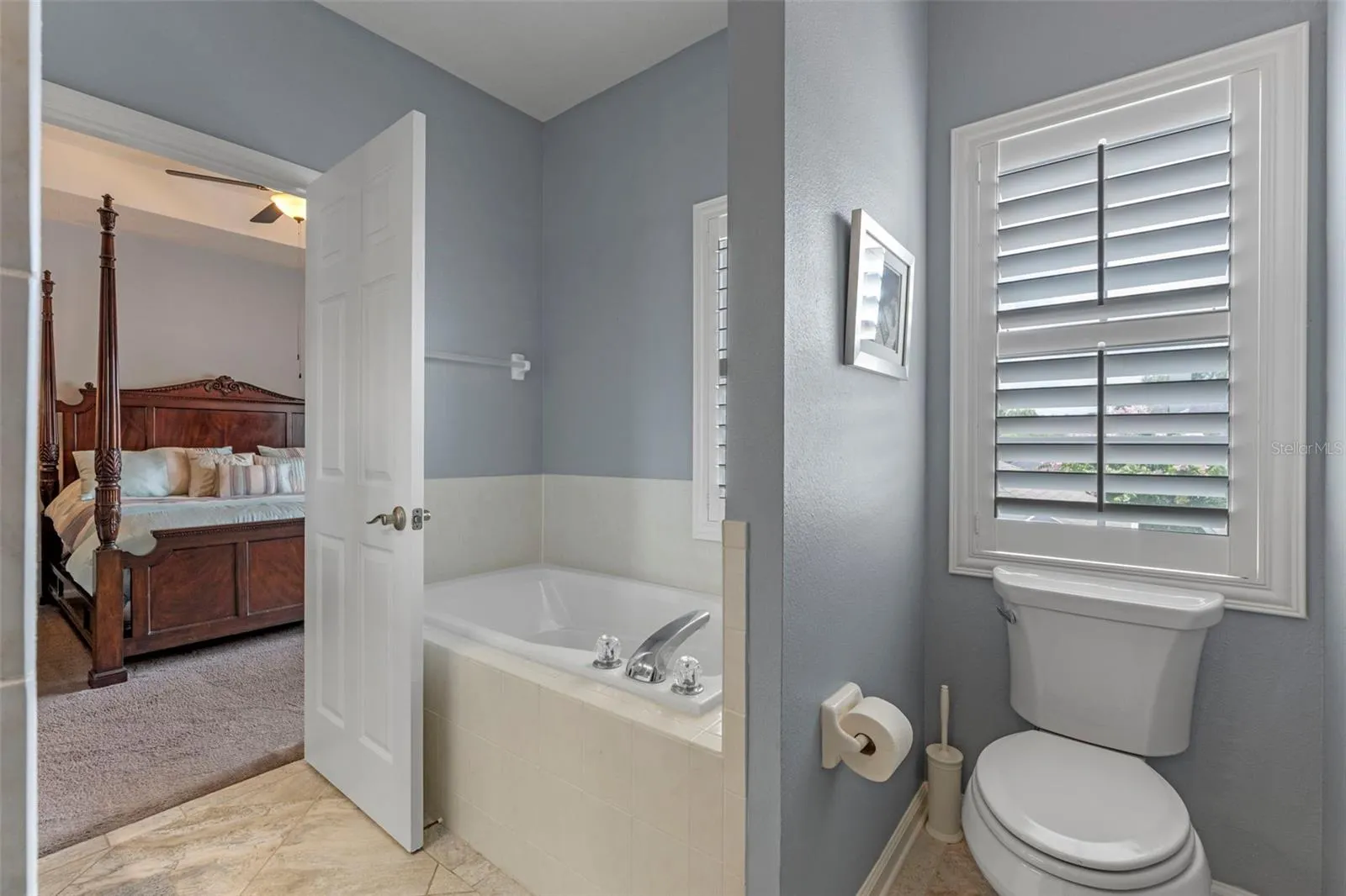 8959 SILK BAY PL