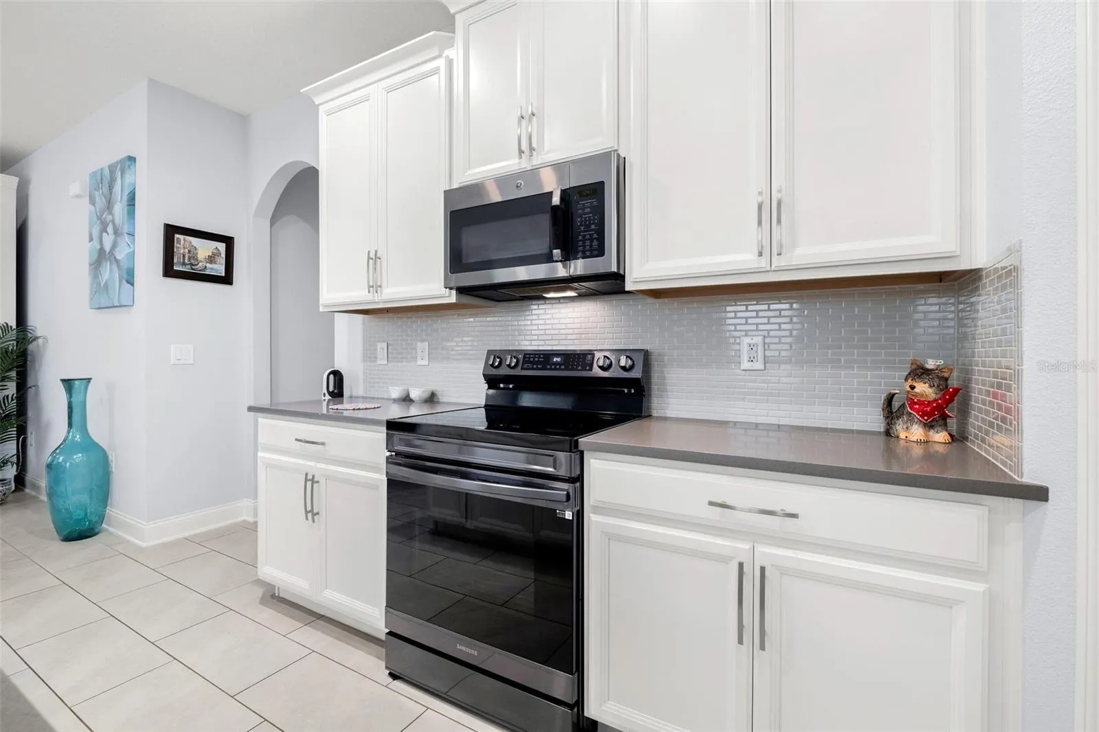 1136 NARCOOSSEE DEL SOL BLVD