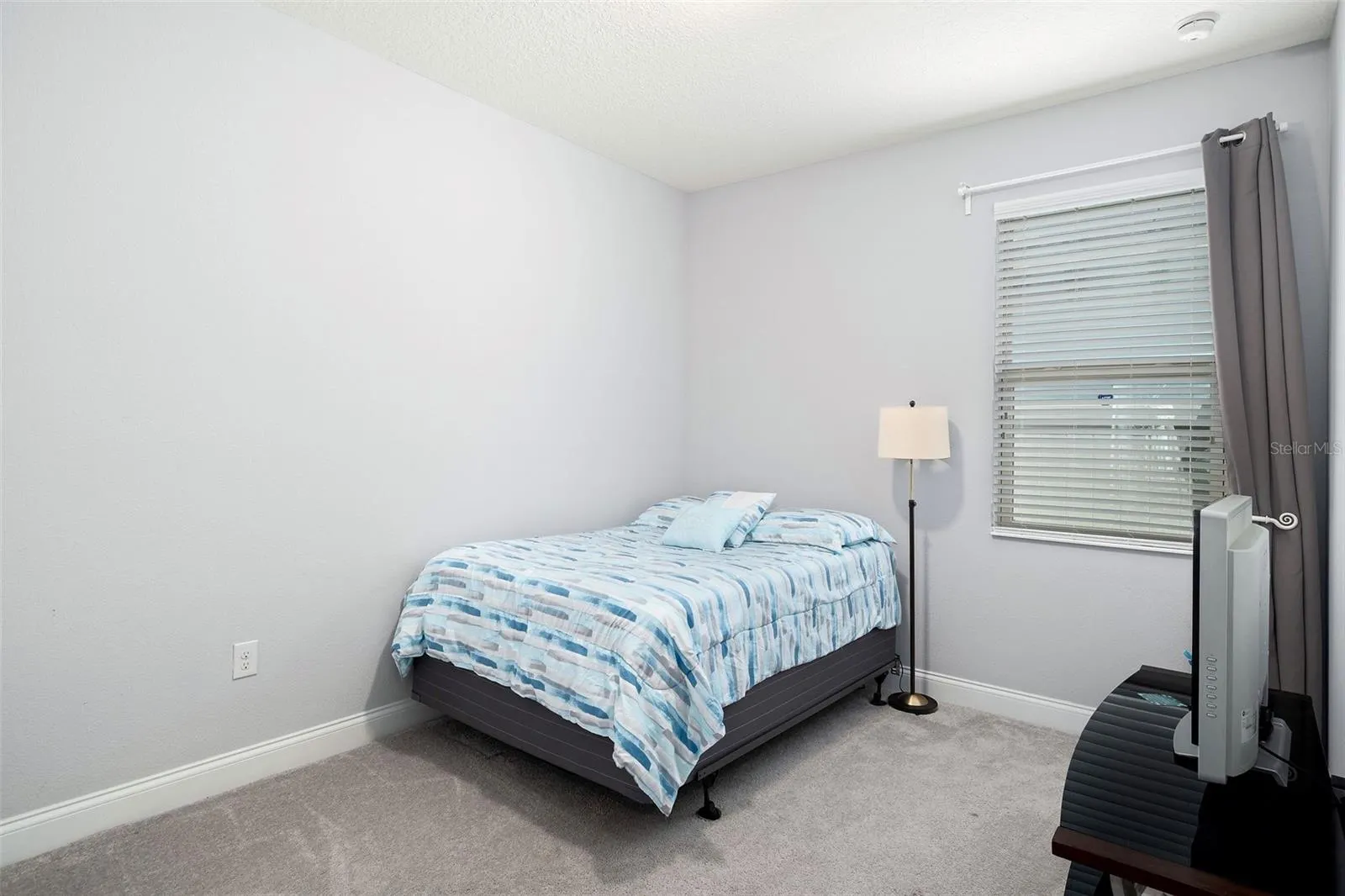 1136 NARCOOSSEE DEL SOL BLVD