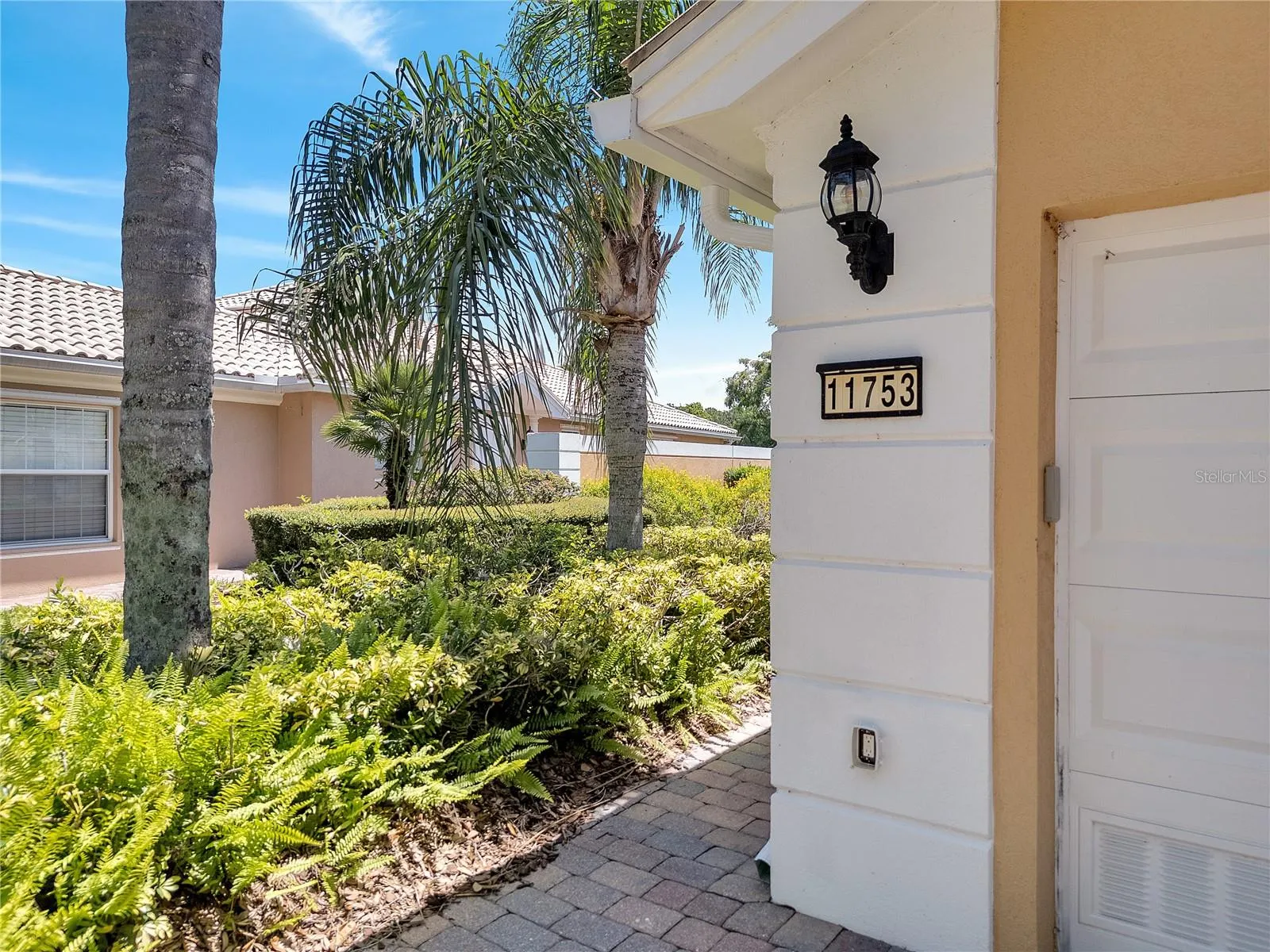 11753 FAN TAIL LN