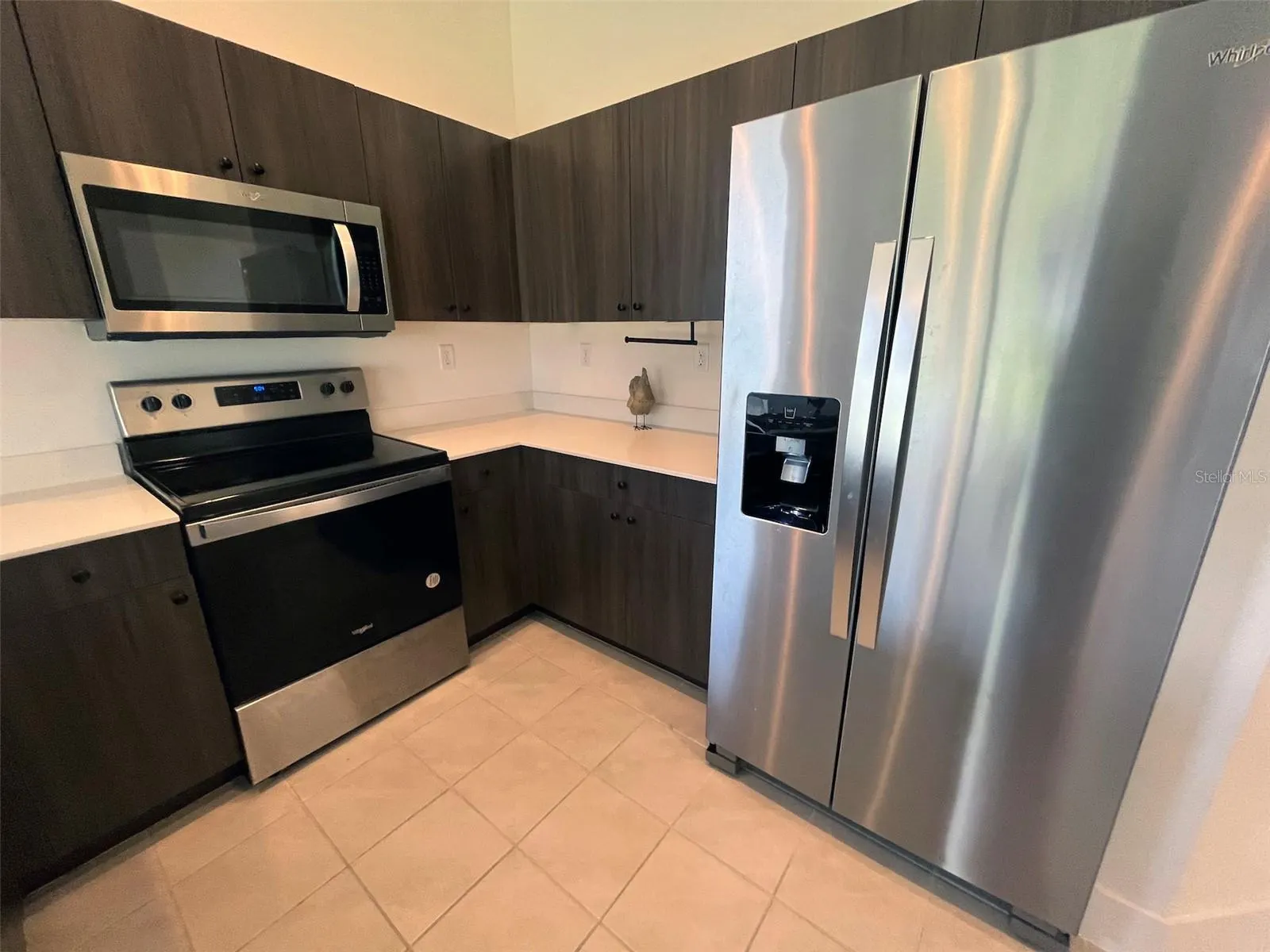 5525 AGOSTINO WAY