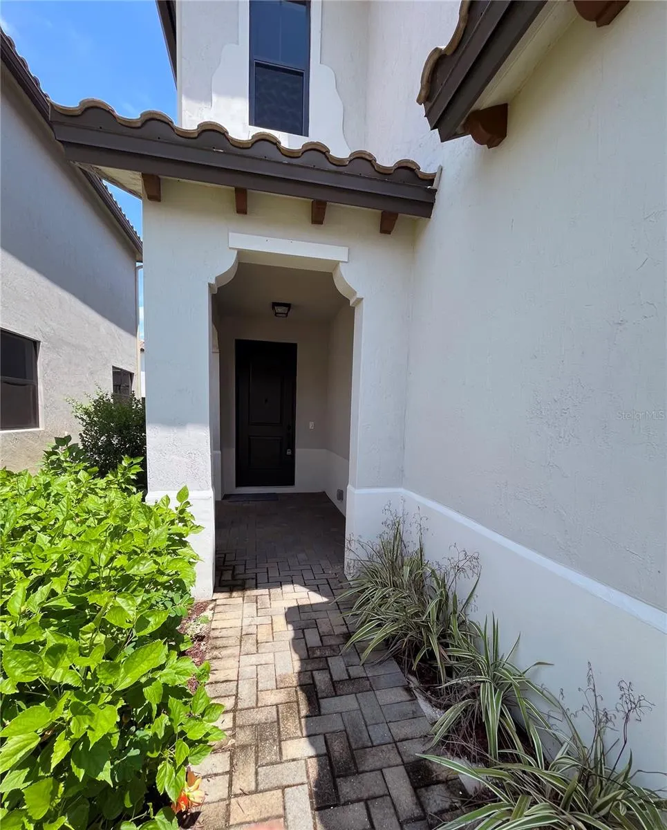 5525 AGOSTINO WAY