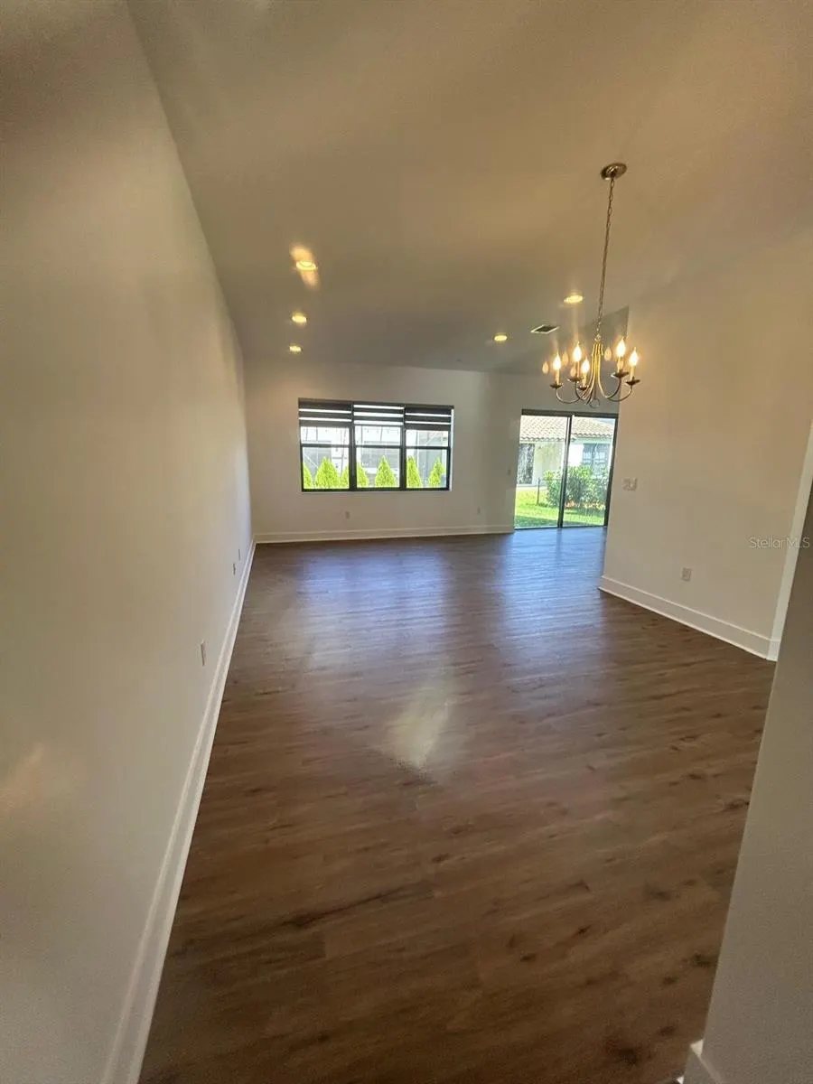 5525 AGOSTINO WAY