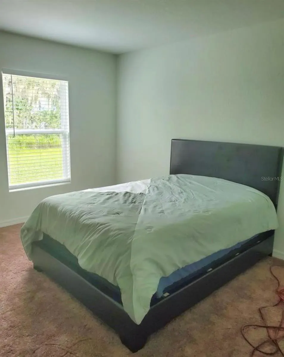 1209 RIDGE DR
