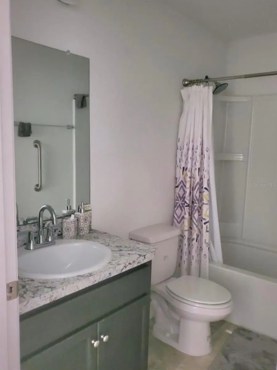 1209 RIDGE DR