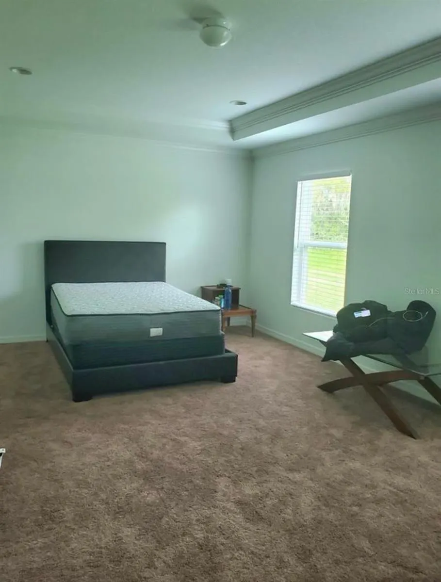 1209 RIDGE DR