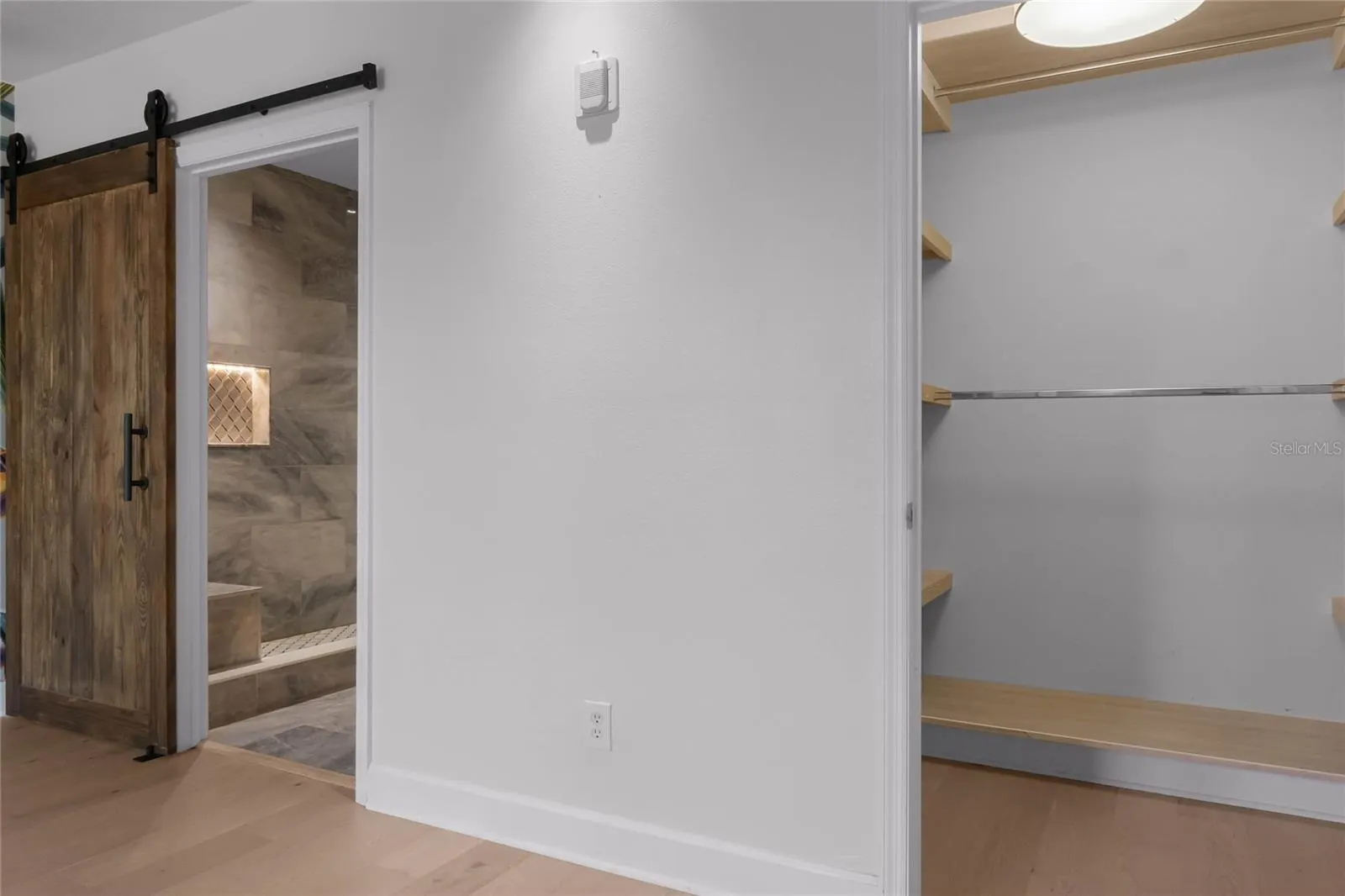 1400 CELEBRATION AVE #203, #203