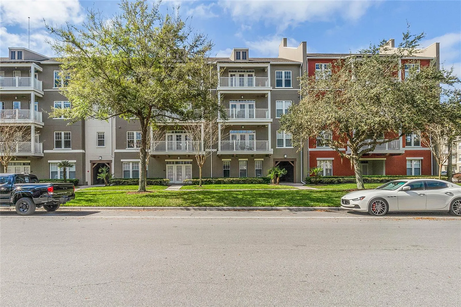 1400 CELEBRATION AVE #203, #203