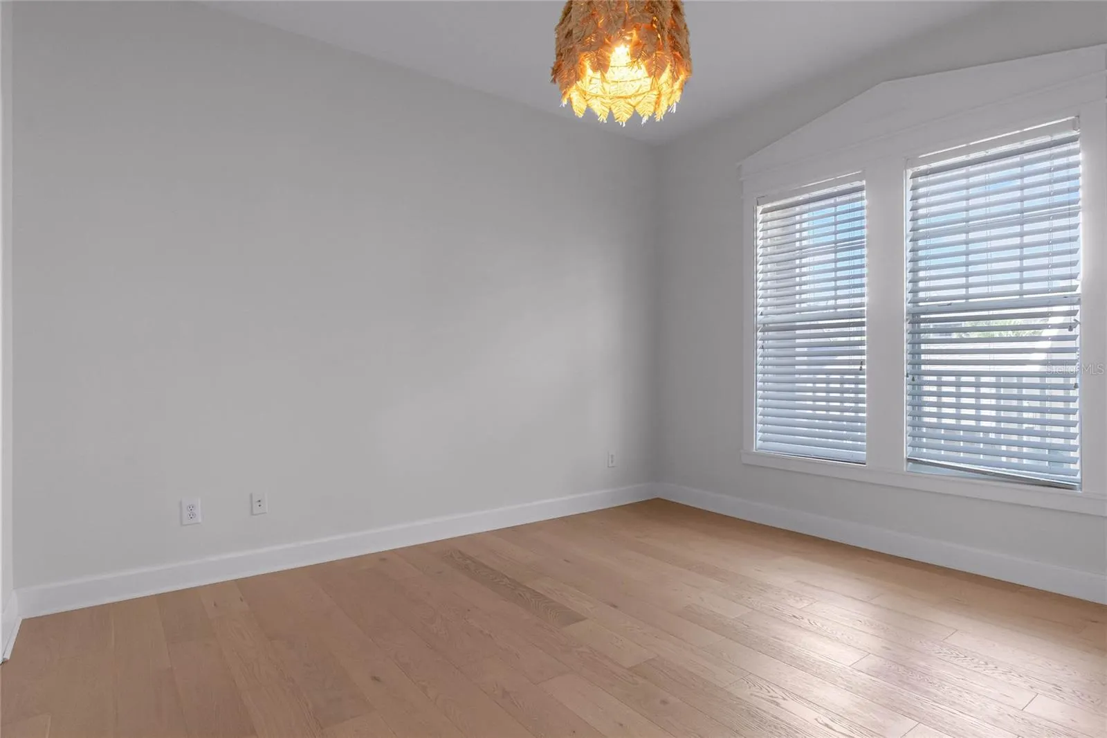 1400 CELEBRATION AVE #203, #203