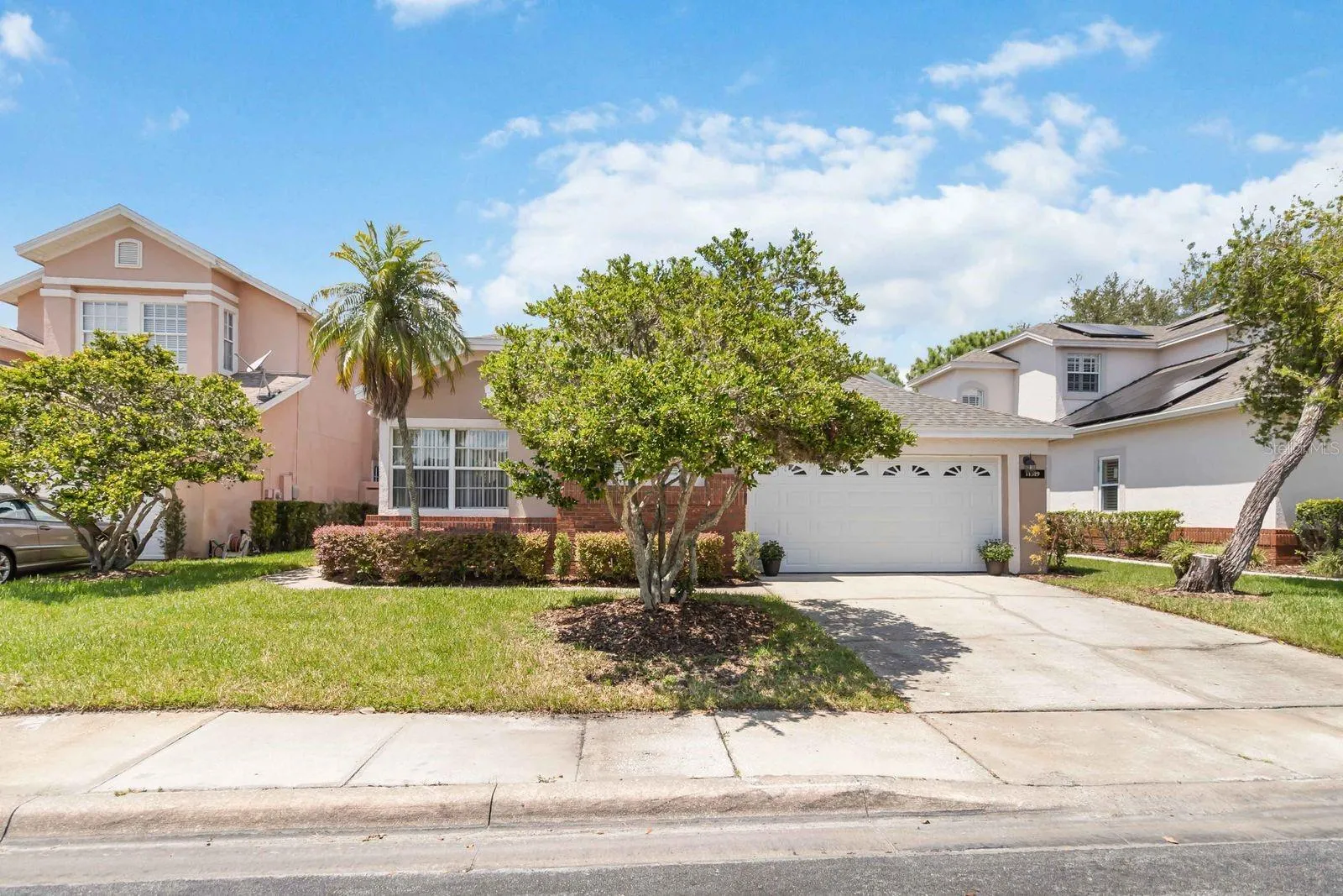 14319 TAMBOURINE DR