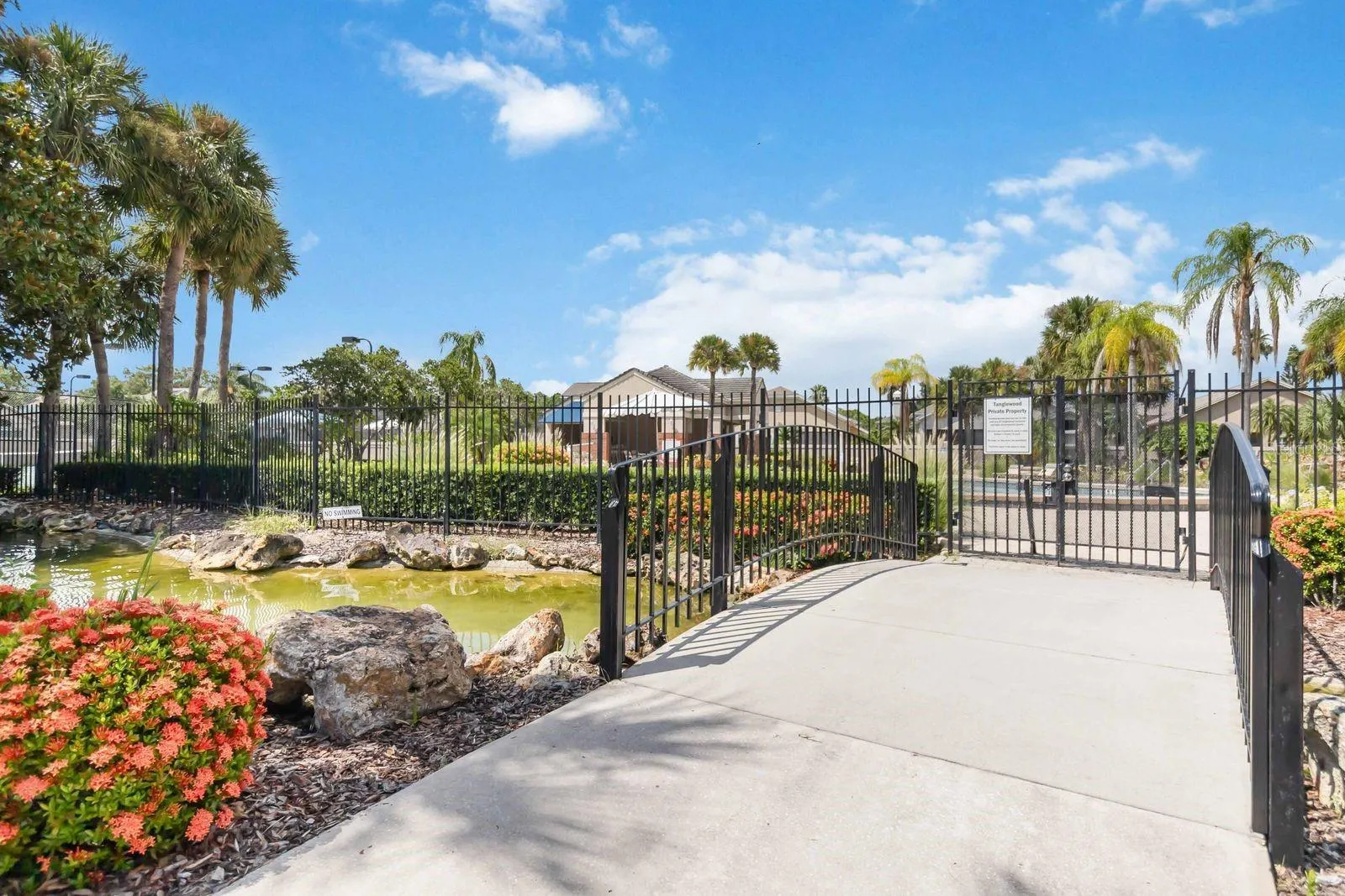14319 TAMBOURINE DR