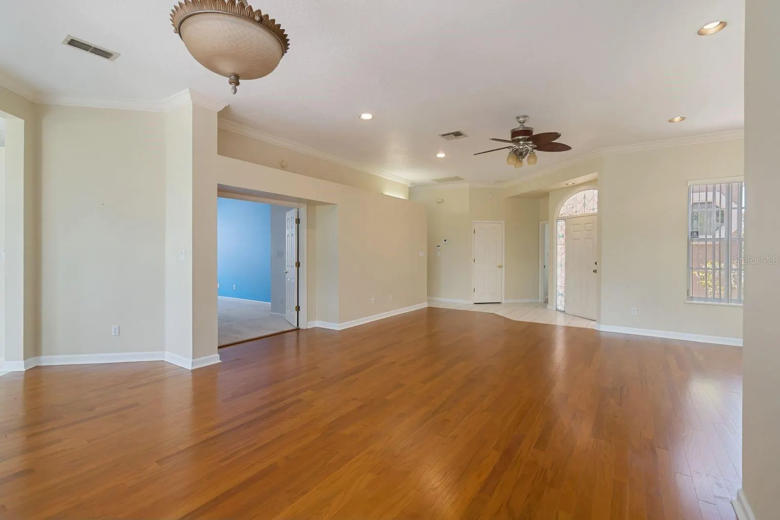 14319 TAMBOURINE DR