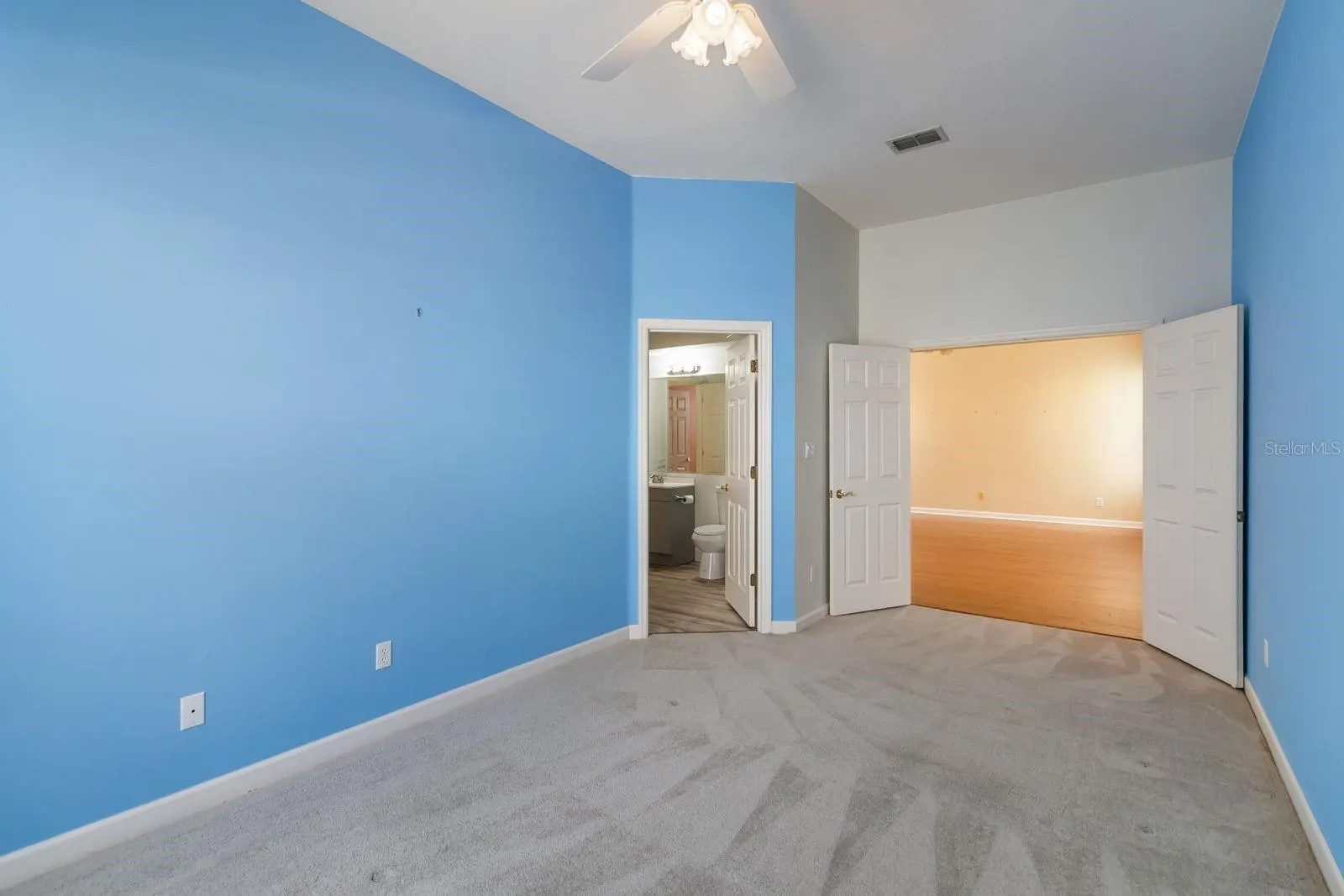 14319 TAMBOURINE DR