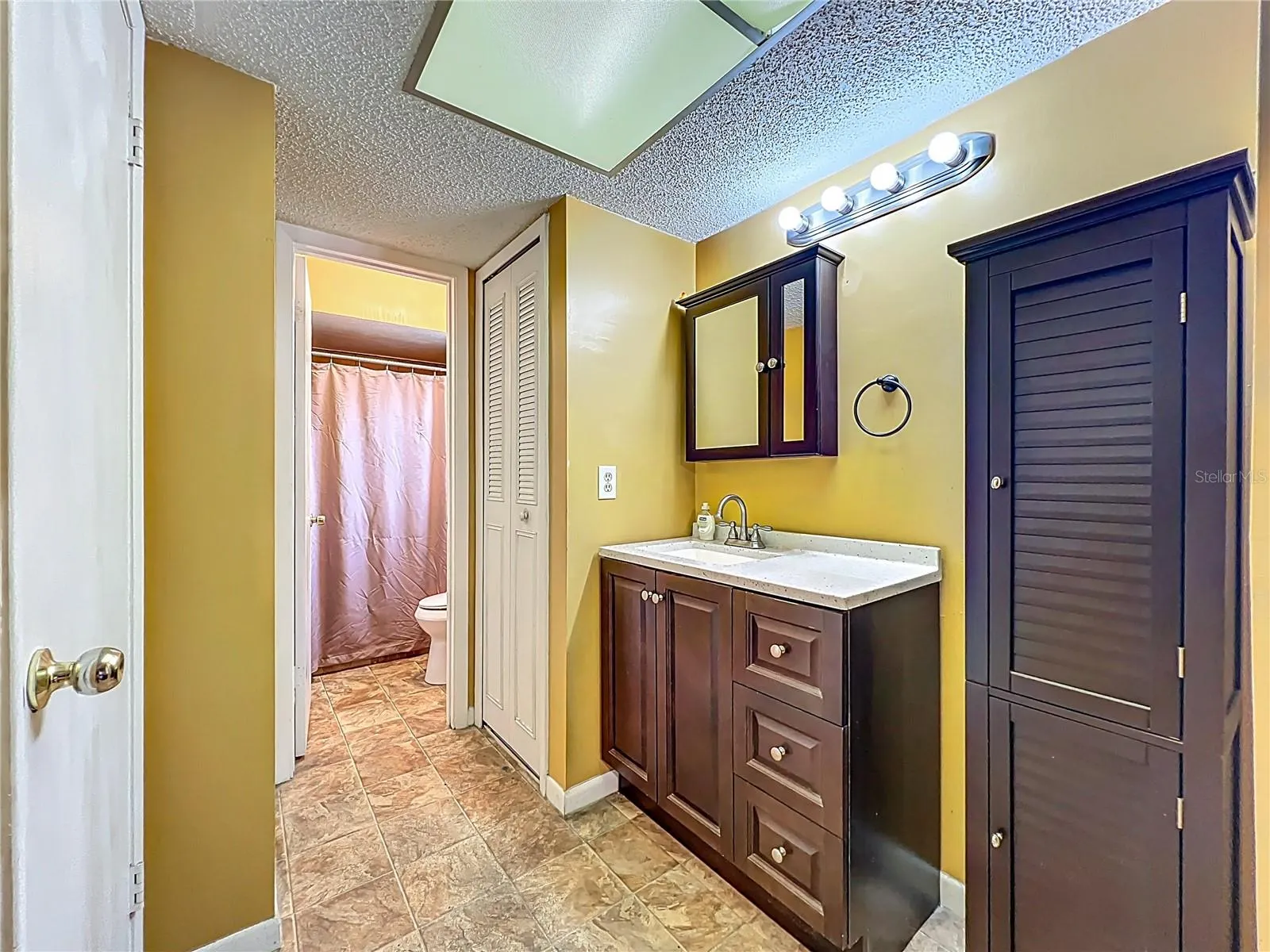 500 BISON CIR