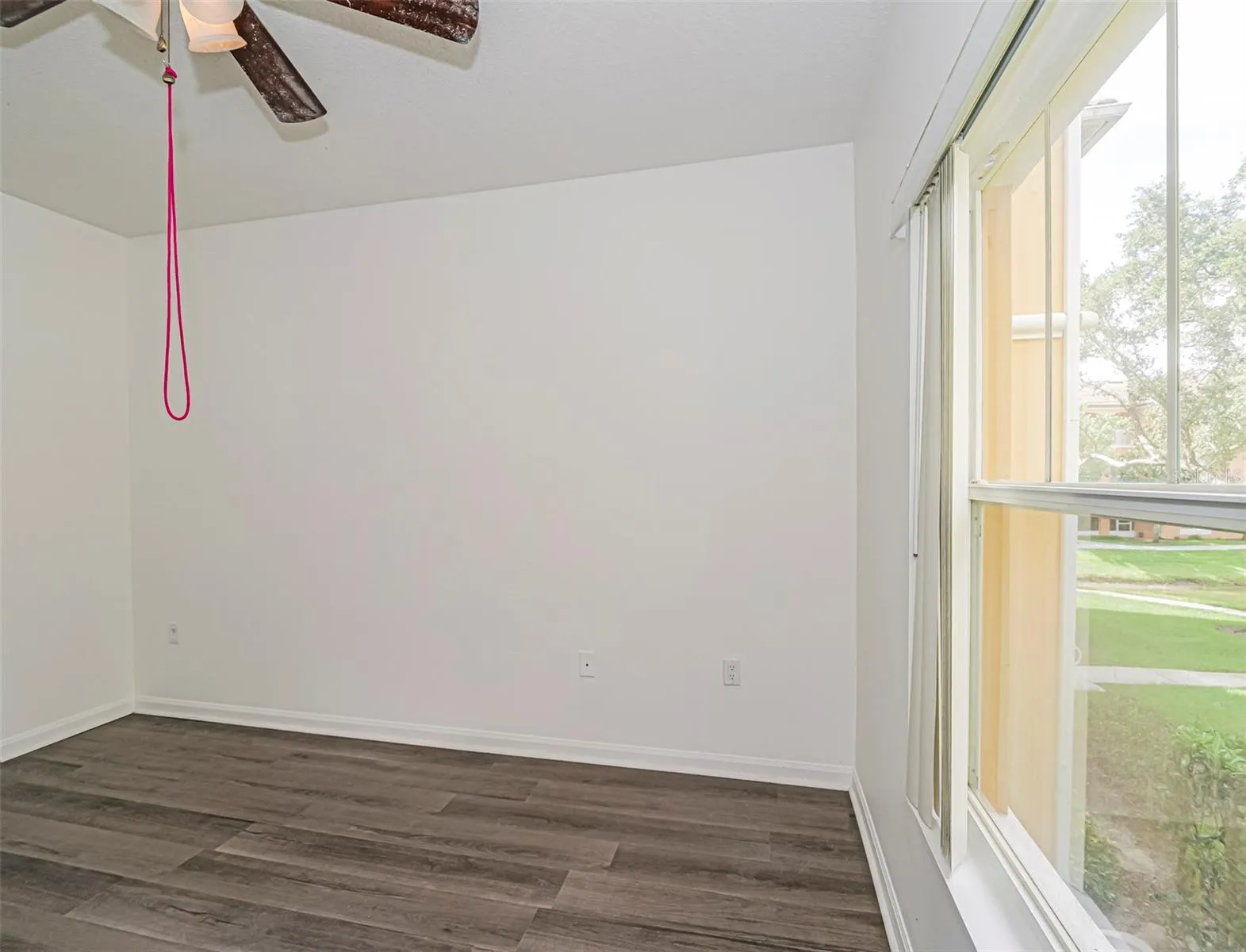5090 FAIRWAYS CIR #H206, #H206
