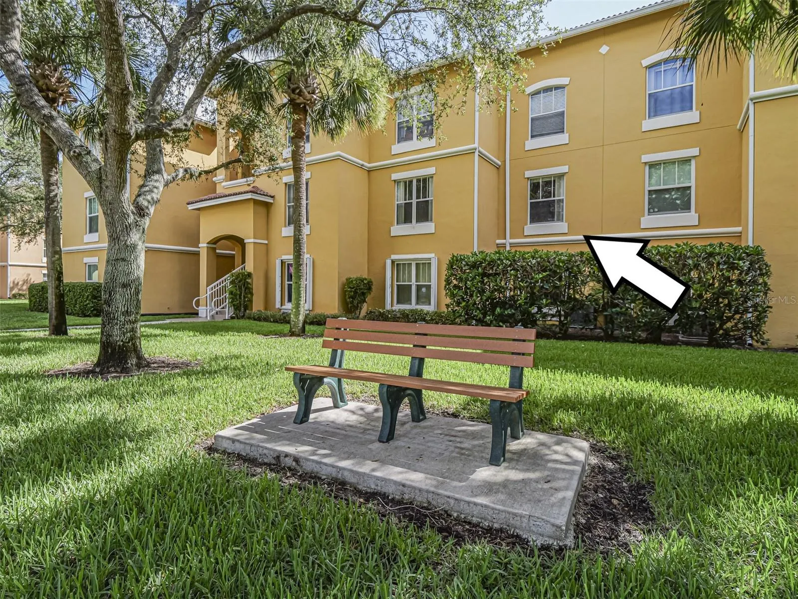 5090 FAIRWAYS CIR #H206, #H206