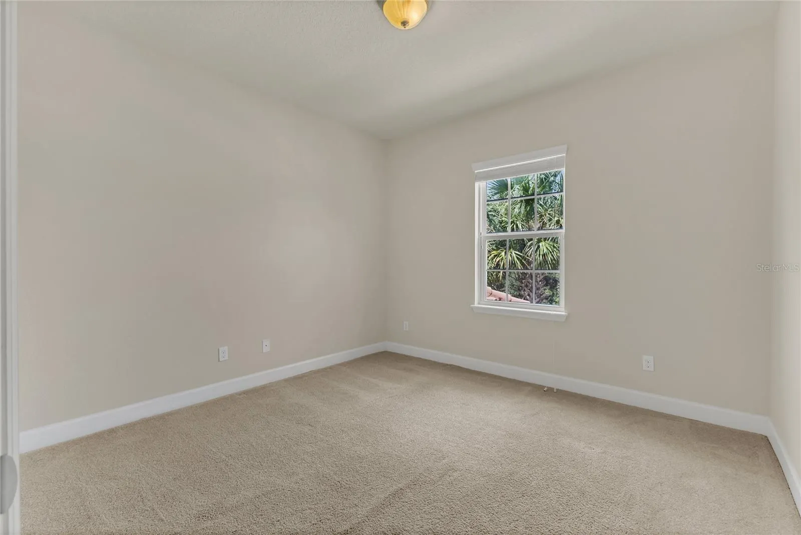 12026 AUTUMN FERN LN