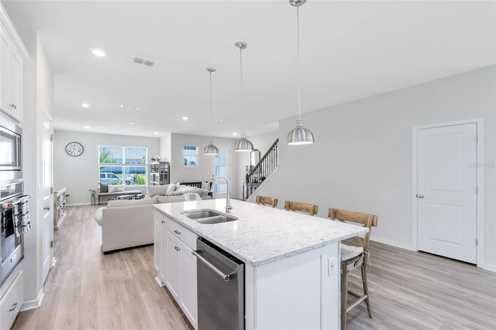 10209 FOLLY BEACH RD