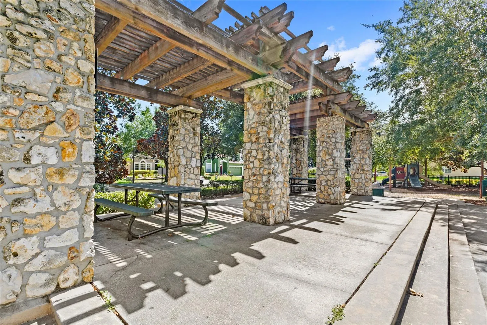 13141 MOSS PARK RIDGE DR