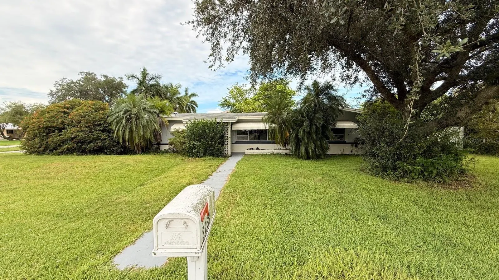 2231 RANDOLPH DR