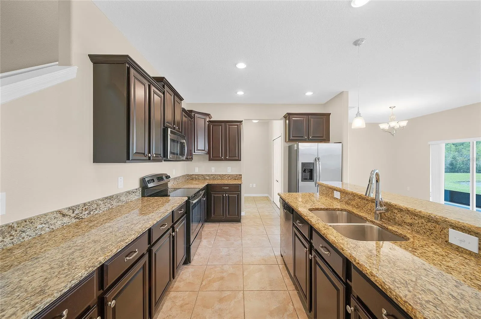 3442 RODRICK CIR