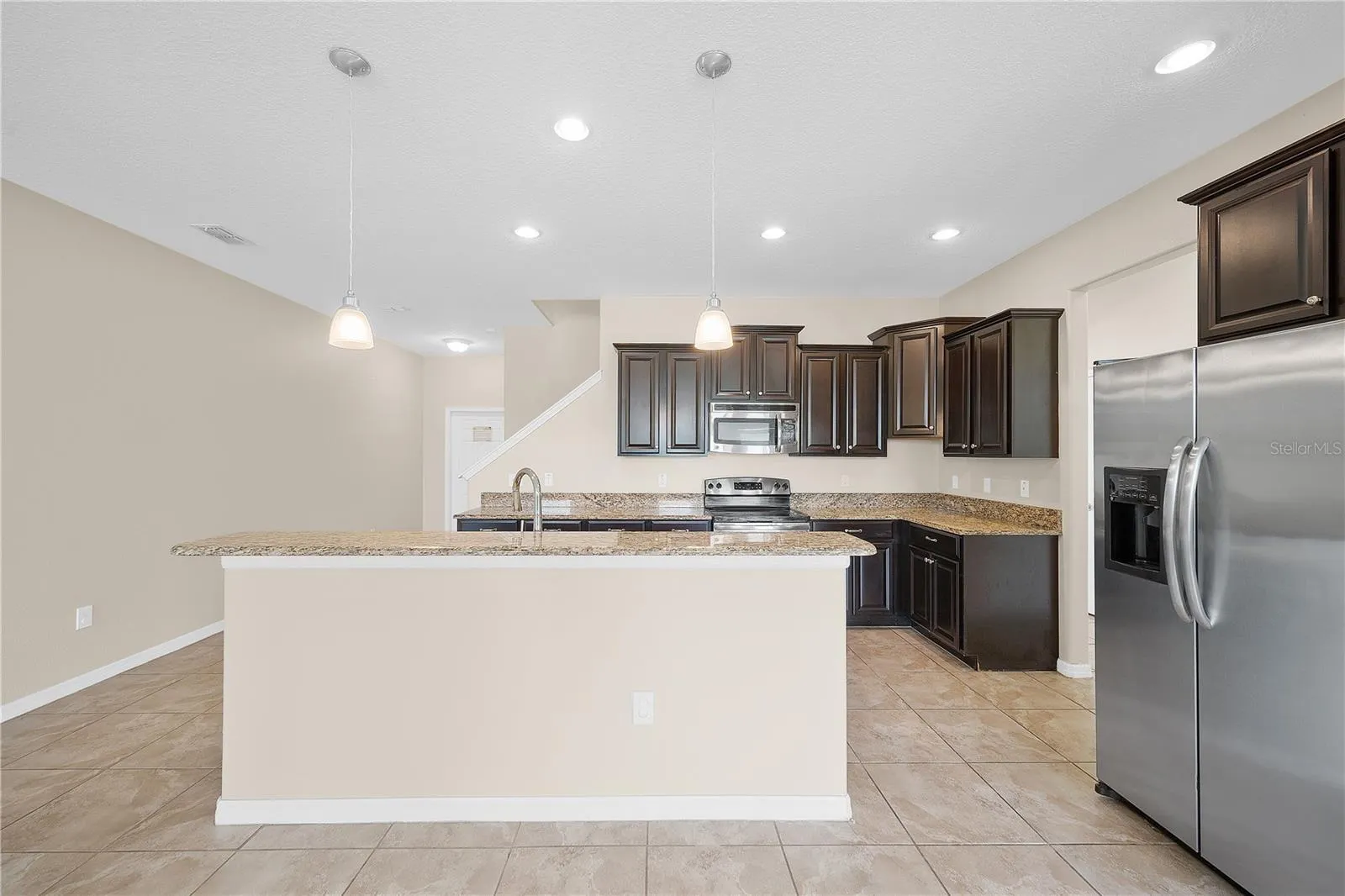 3442 RODRICK CIR
