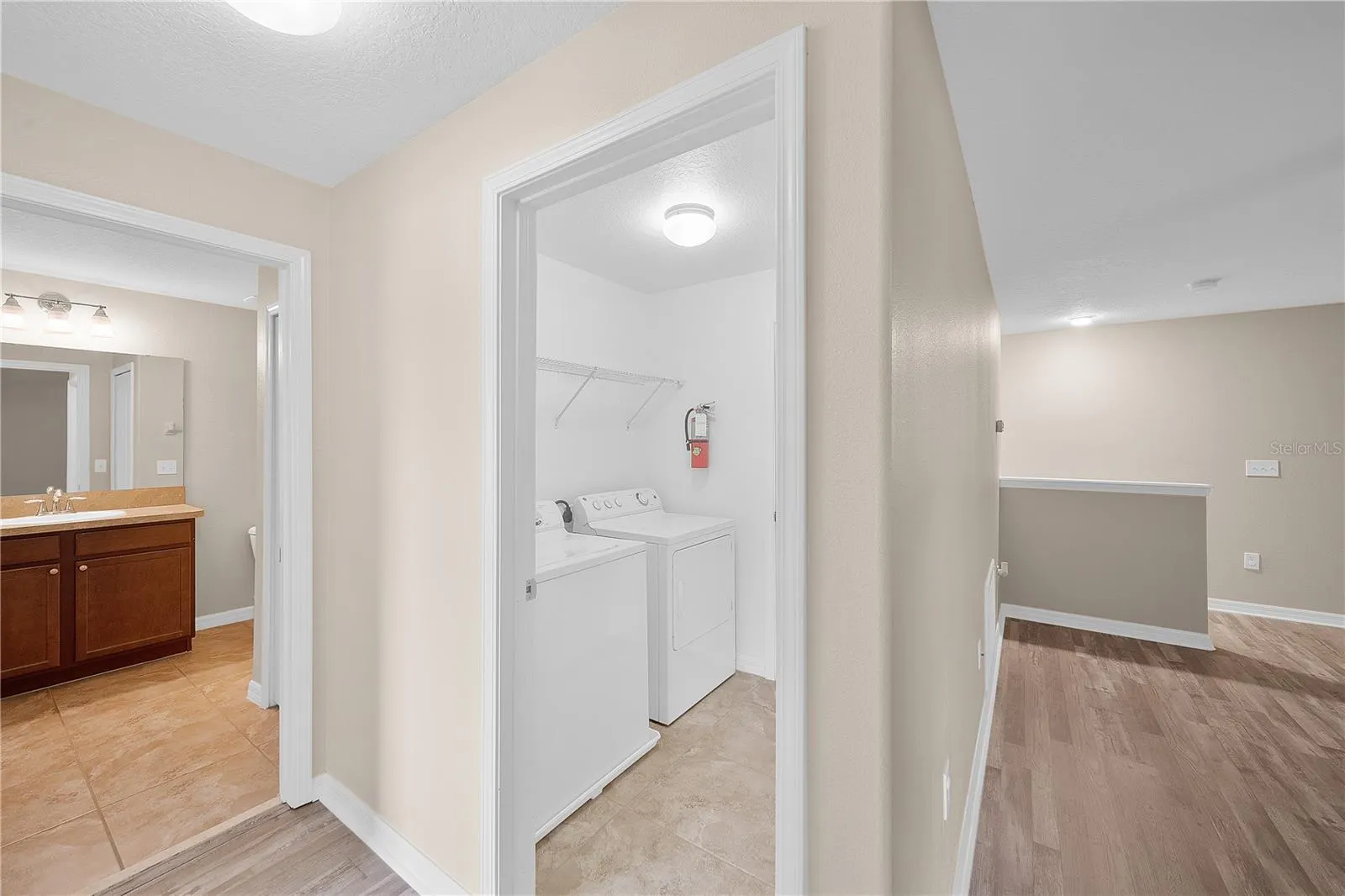 3442 RODRICK CIR