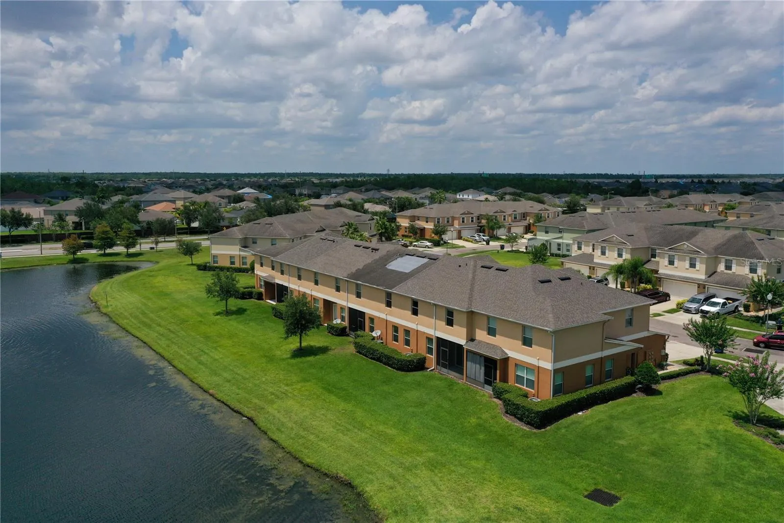 3442 RODRICK CIR