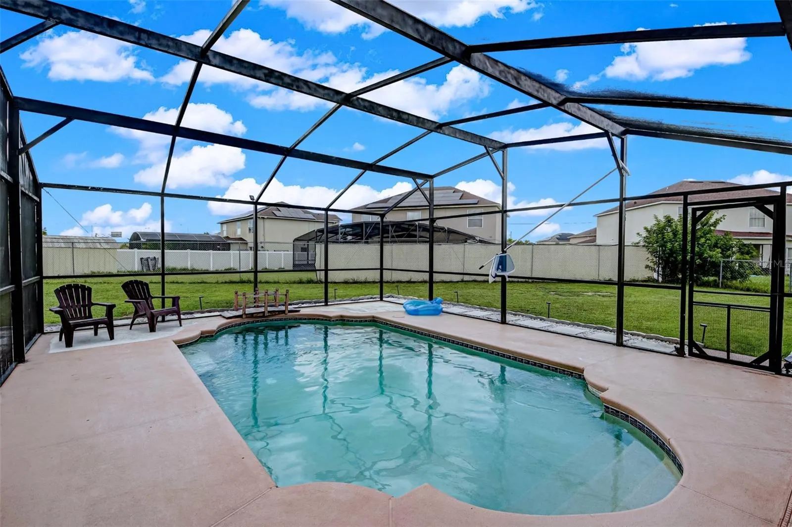 343 AYLESBURY CT